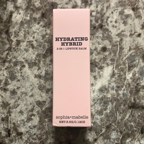 BRAND NEW 💥lipstick never opened - Picture 1 of 3